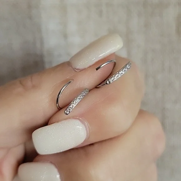 DAINTY SILVER SHIMMER CORKSCREW HUGGIES - Picture 7 of 7